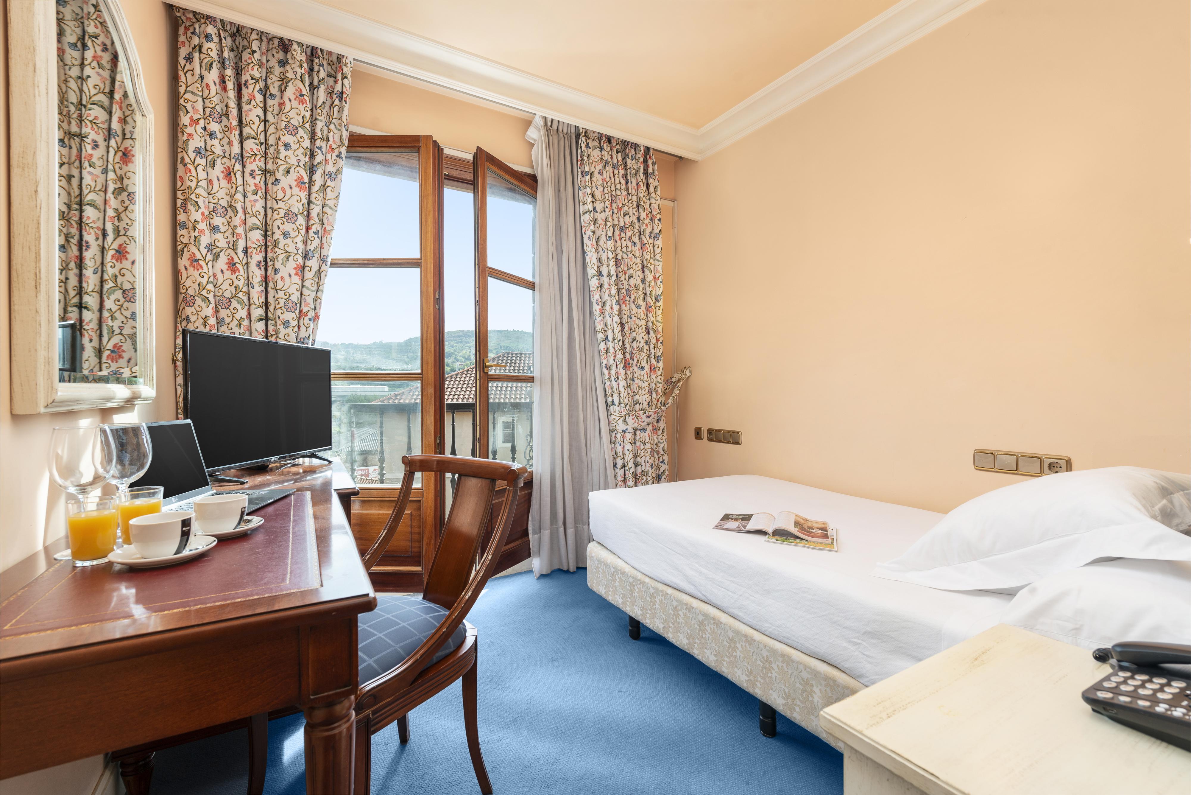 Tryp Bilbao Sondika Hotel Eksteriør billede