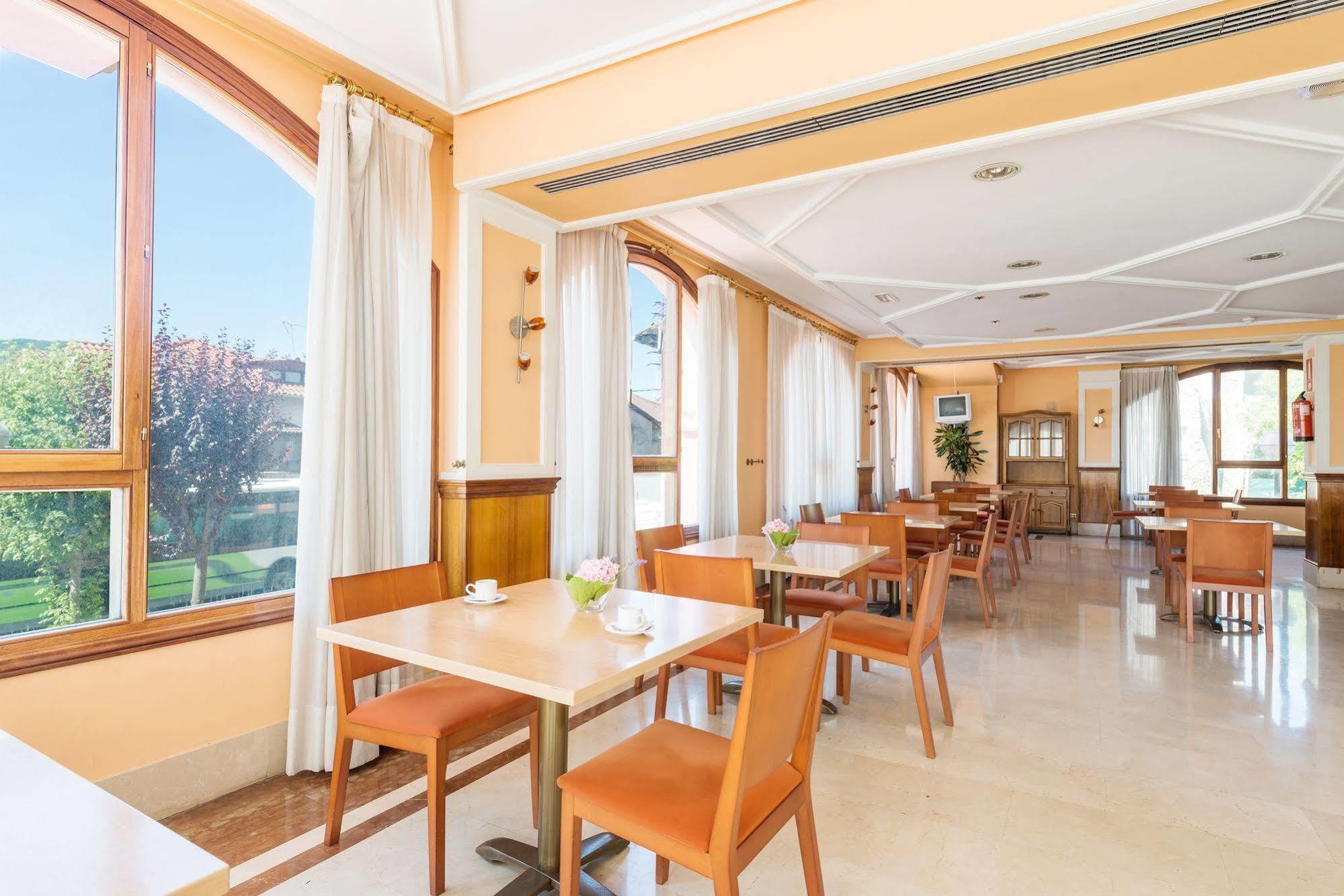 Tryp Bilbao Sondika Hotel Eksteriør billede