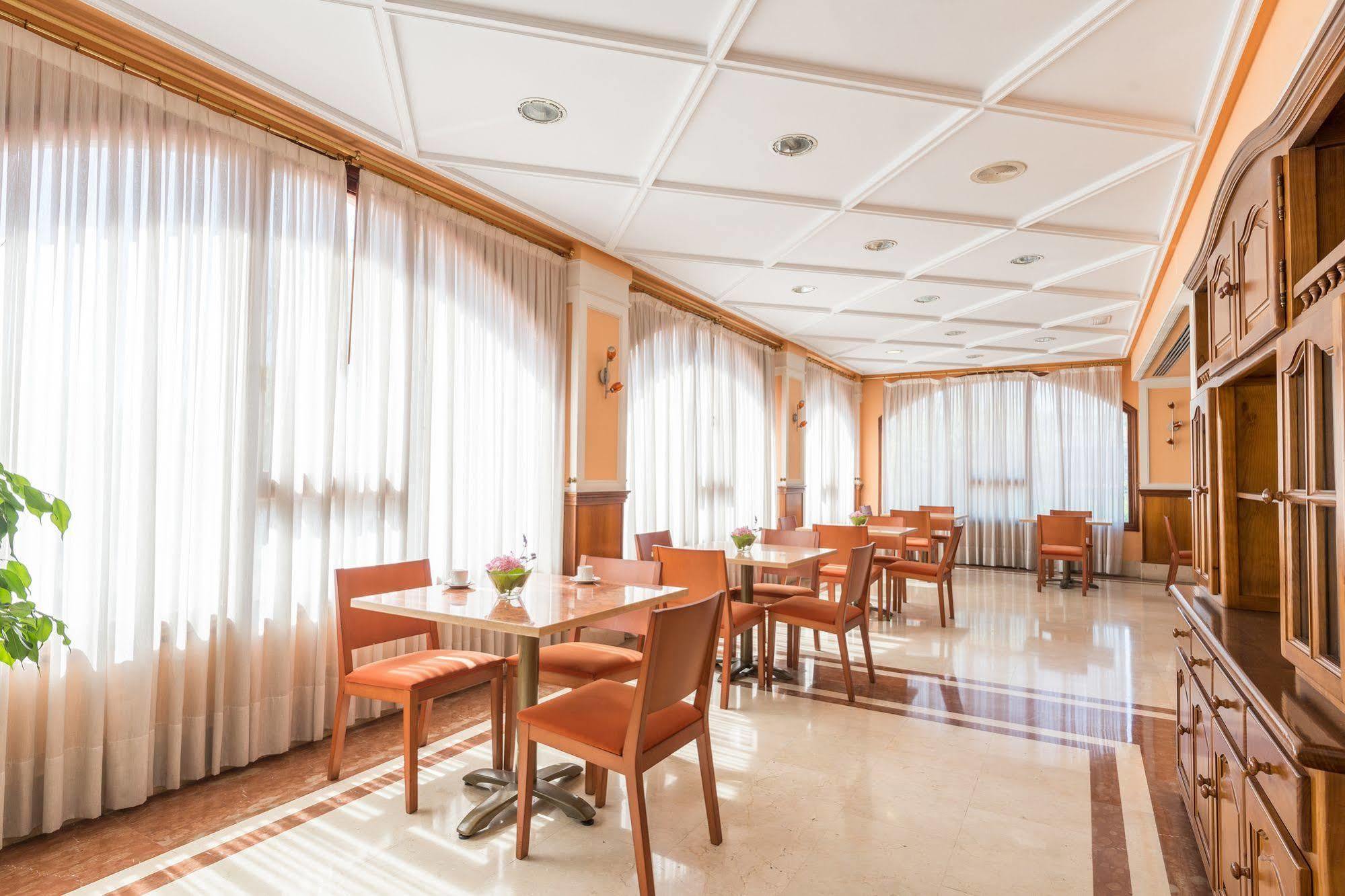 Tryp Bilbao Sondika Hotel Eksteriør billede