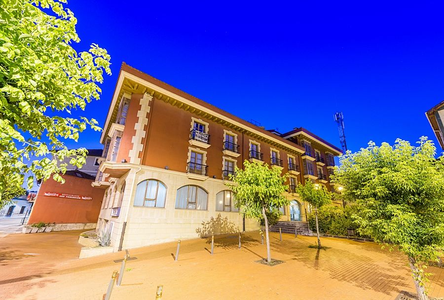 Tryp Bilbao Sondika Hotel Eksteriør billede